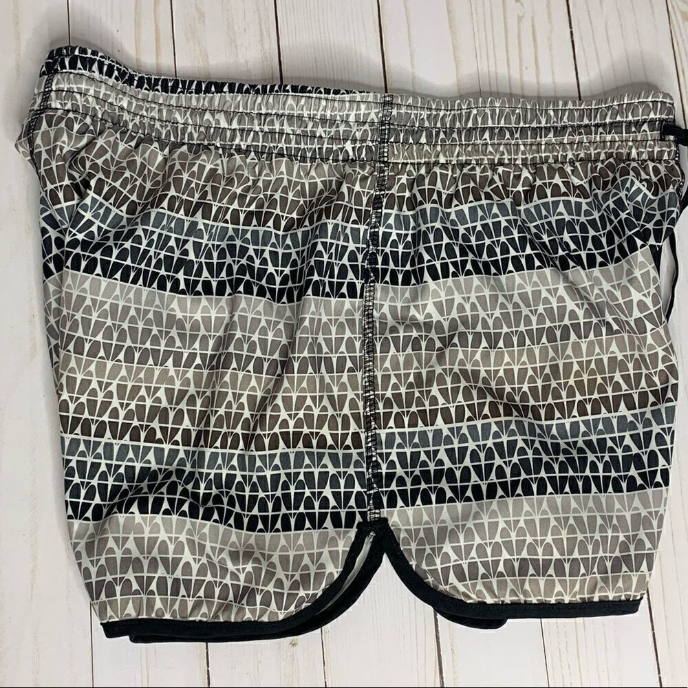 Nike Fit Dry unlined shorts with drawstring - Picture 2 of 12